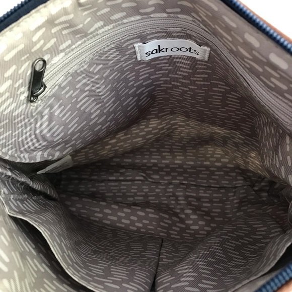 Sakroots Navy Blue Spirit Desert Floral Crossbody Trip Pouch Adjustable Strap - Picture 9 of 14